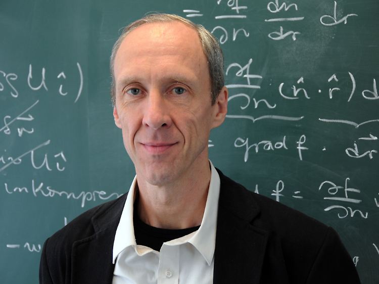 Er kennt sich aus mit Unendlichkeiten: Prof. Dr. Achim Feldmeier vom Institut für Physik und Astronomie der Universität Potsdam.