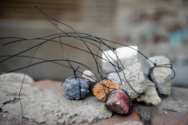 030211BER7007-030211BER7007-jpg6615775826421683315