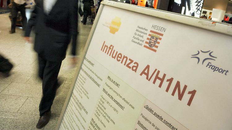 Der Erreger der Spanischen Grippe, an der Dutzende Millionen Menschen gestorben sind, war ein H1N1-Virus - ebenso wie die jetzt grassierende Schweinegrippe.