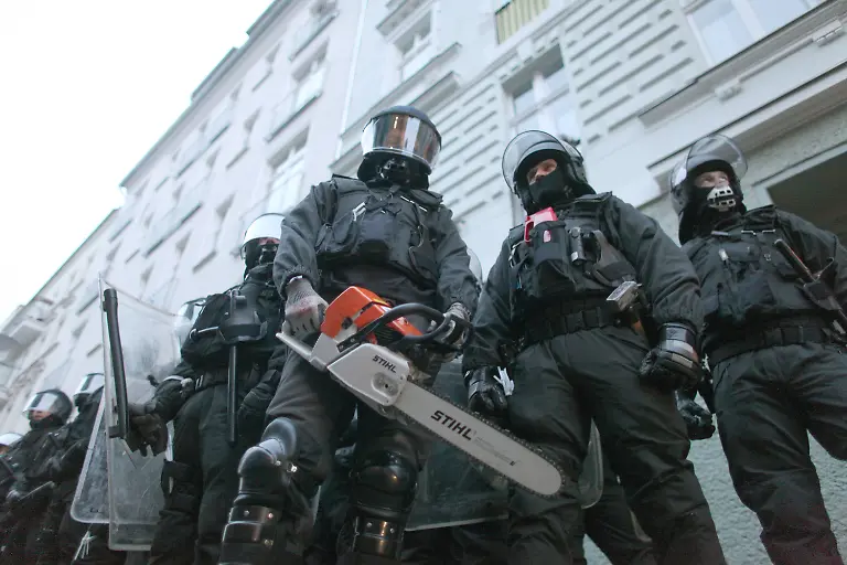 2vxm3316-jpg7299483773751449551