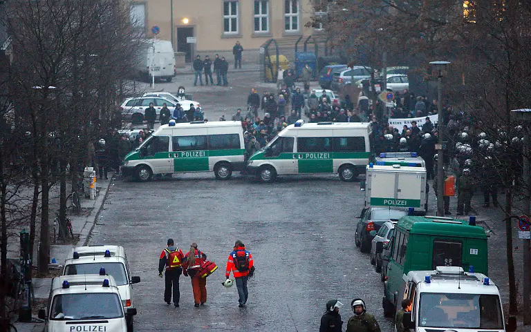 2vxl3346-jpg6697454533332911794