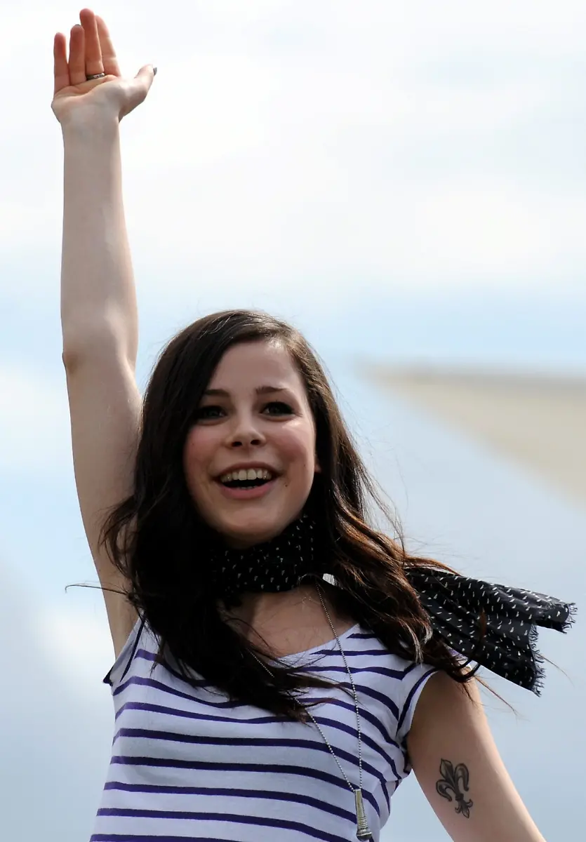 2vwb2144-jpg5160030436792113724