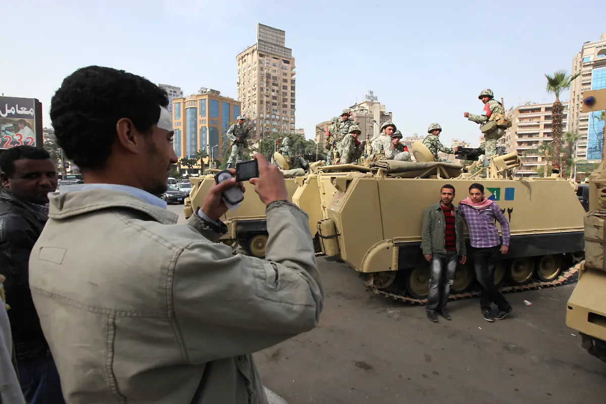 Mideast-Egypt-Protest-AXLP118-jpg3226848283231180680