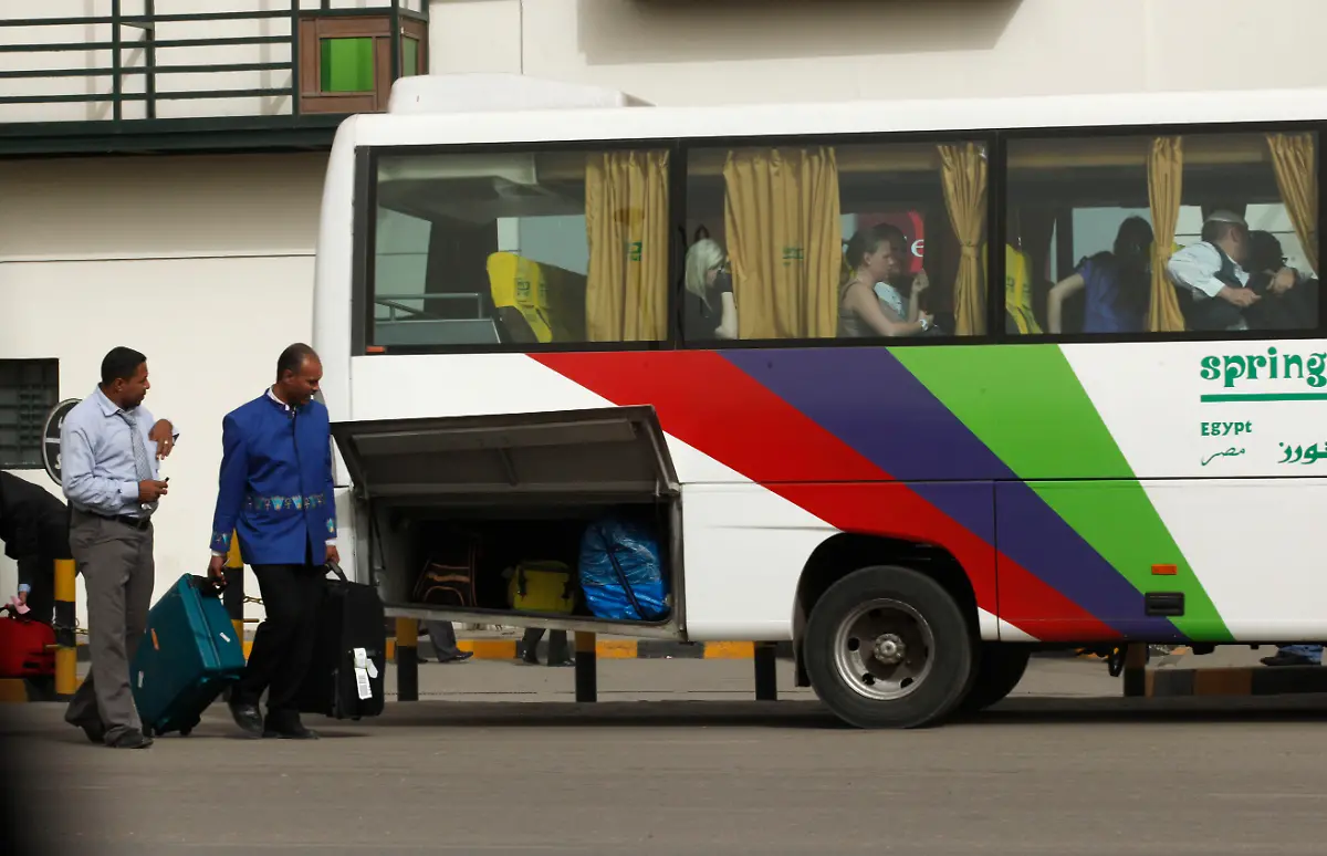 Mideast-Egypt-Protest-TTW134-jpg5033904645688090117