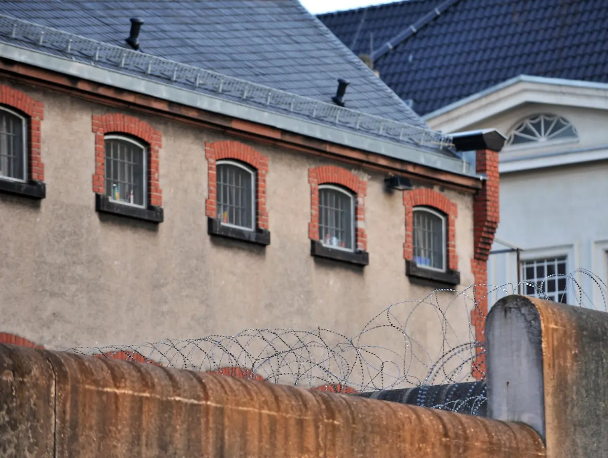 2vtt4257-jpg593580945078444571