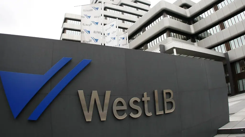 2011-01-26T144905Z-01-DUS05-RTRMDNP-3-GERMANY-WESTLB-JPG1979891332714541587