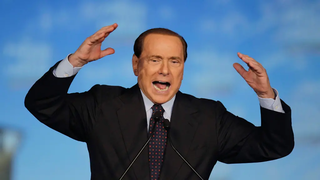 Italy-Berlusconi-Scandal-XLB118-jpg6348564172490995238