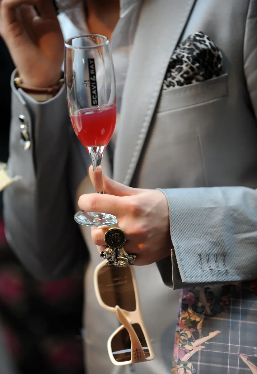 2voe3800-jpg4082435700650927761