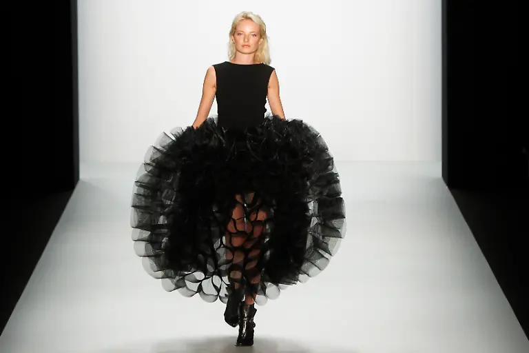 Germany-Berlin-Fashion-Week-MSC126-jpg187576609701113952