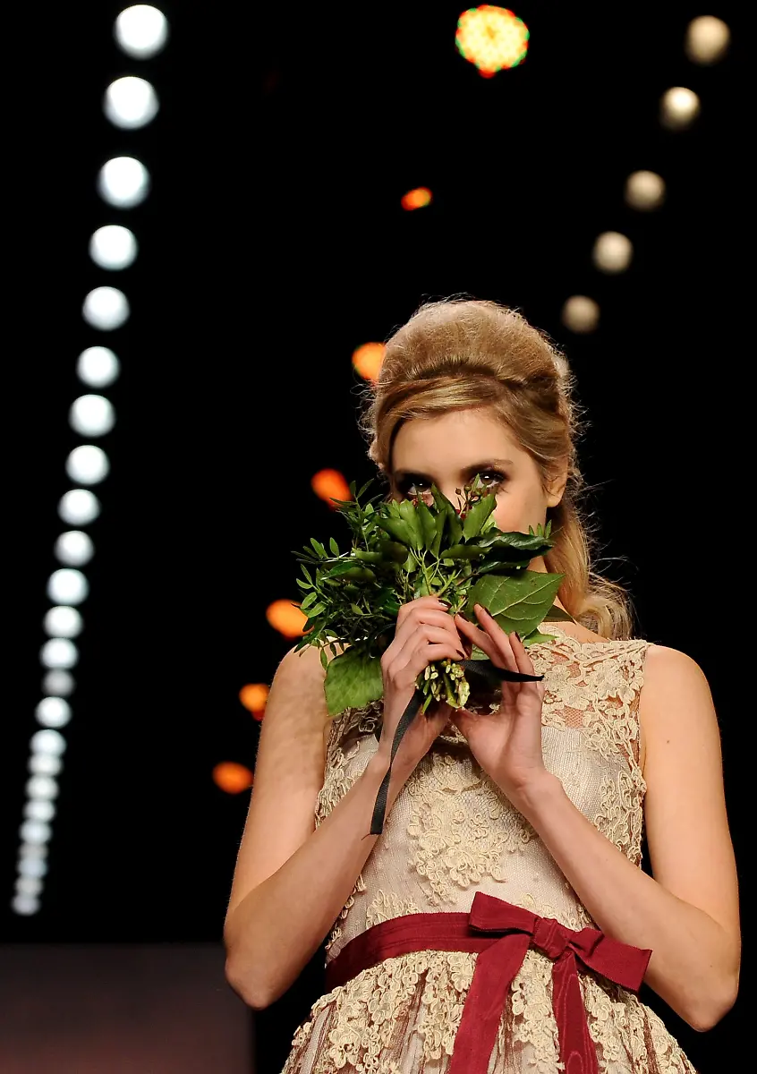 2vod2046-jpg6054561325950305317