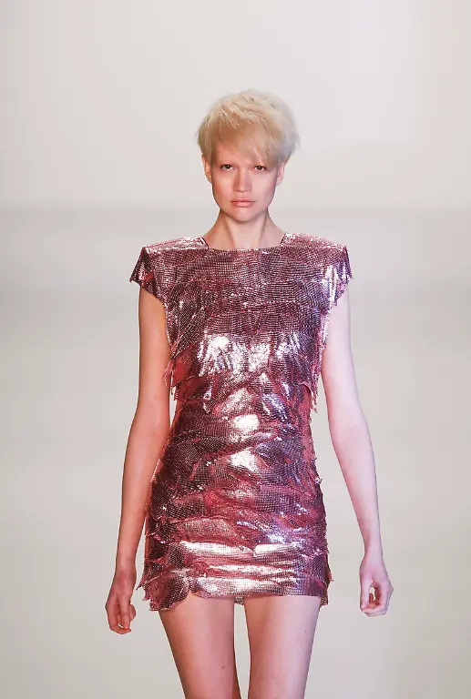 Germany-Berlin-Fashion-Week-MSC128-jpg4636163726507091208