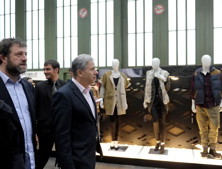 1295445717981-190111BER9010-190111BER9010-jpg6365179795198138936