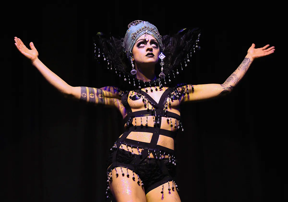 2vnx0536-jpg6260742334812257270