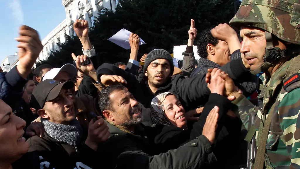 APTOPIX-Tunisia-ENA124-jpg6472194971229836413