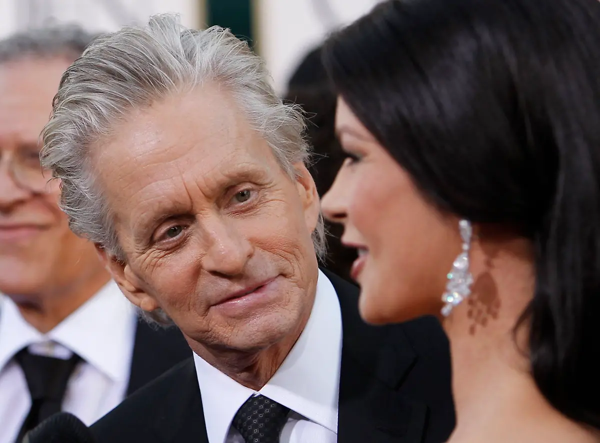 2011-01-17T172620Z-01-BEV83-RTRMDNP-3-GOLDENGLOBES-JPG7975295668077627008