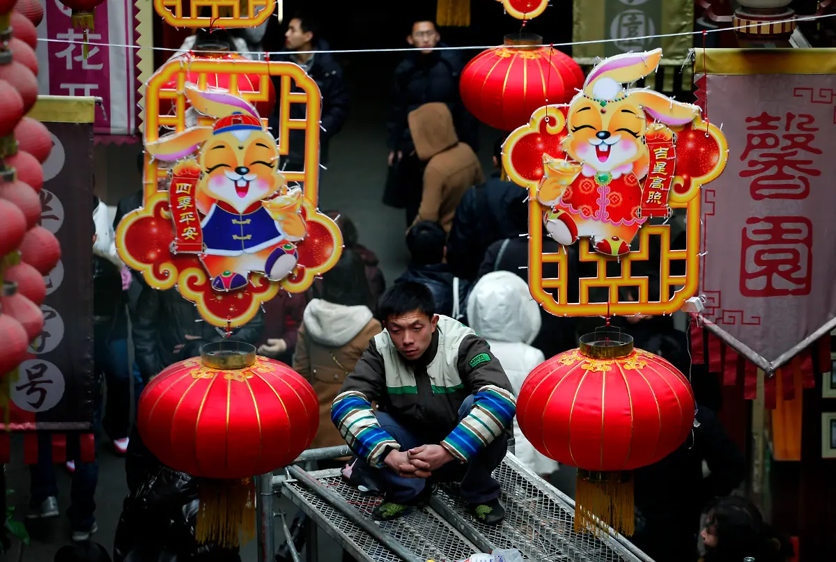 2011-01-17T235635Z-01-CB03-RTRMDNP-3-CHINA-JPG7649720720216461354