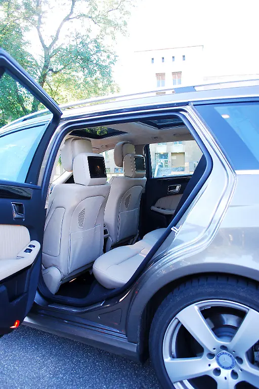 Mercedes-E-Klasse-T-Modell-31-08-2010-09-25-45