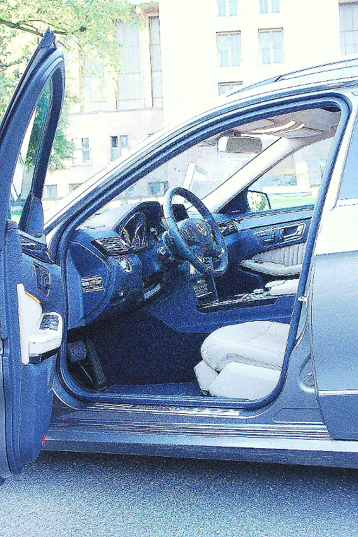Mercedes-E-Klasse-T-Modell-31-08-2010-09-25-01