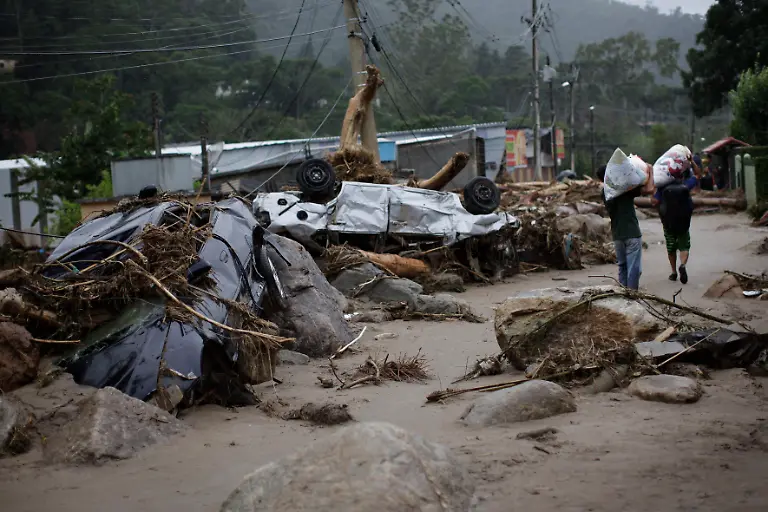 Brazil-Flooding-XFD126-jpg1484954352742831749