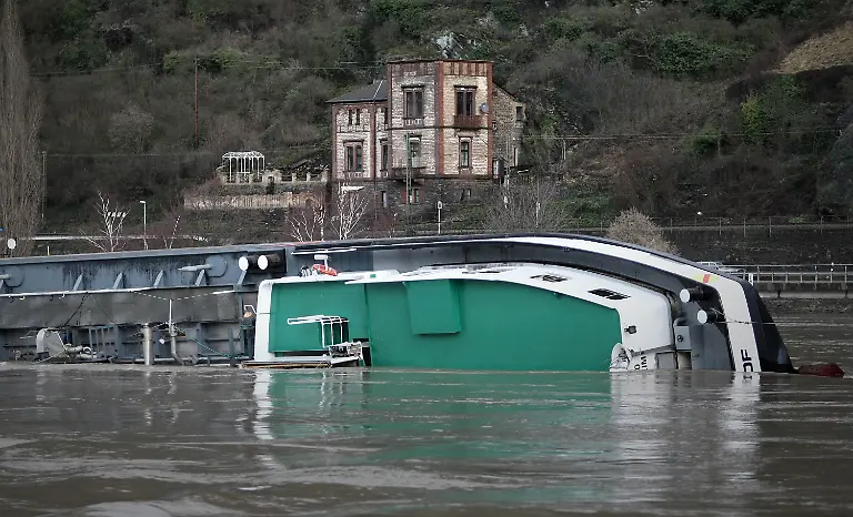 2vkd0621-jpg3145704648812153859