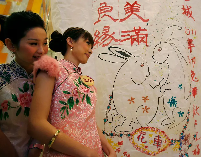 2011-01-13T100343Z-01-HKG03-RTRMDNP-3-CHINA-JPG9039894974098108017