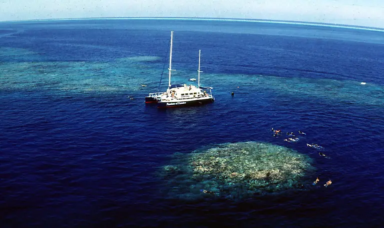 Great-Barrier-Reef-schiff