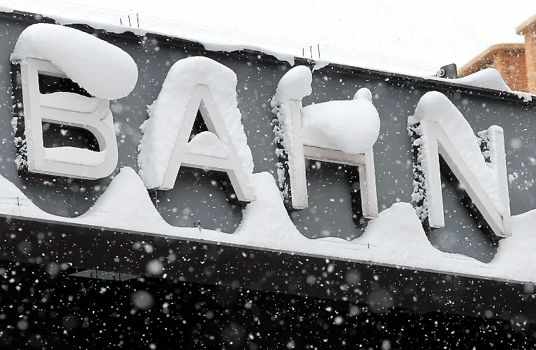 2vi91546-jpg3956312847765255012