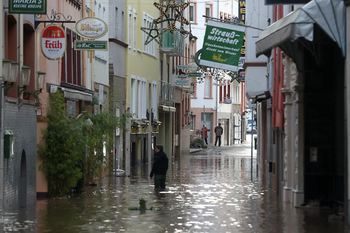 2vh33329-jpg3404115725784869533