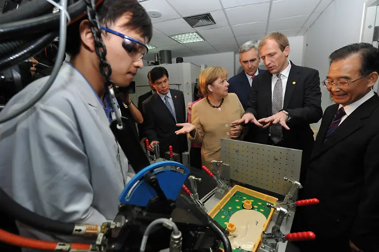 Siemens-China-Merkel-Wen-Loescher