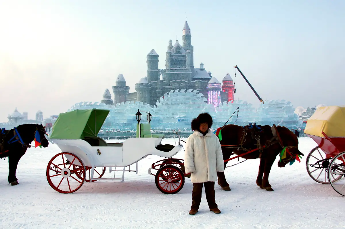 2011-01-04T105338Z-01-DBG213-RTRMDNP-3-CHINA-JPG4942758139759176667