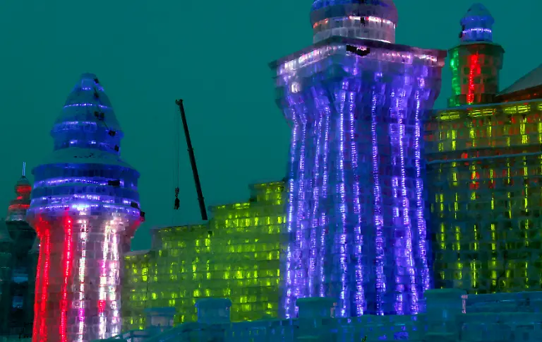 2011-01-04T105627Z-01-DBG211-RTRMDNP-3-CHINA-JPG2954871502746161213