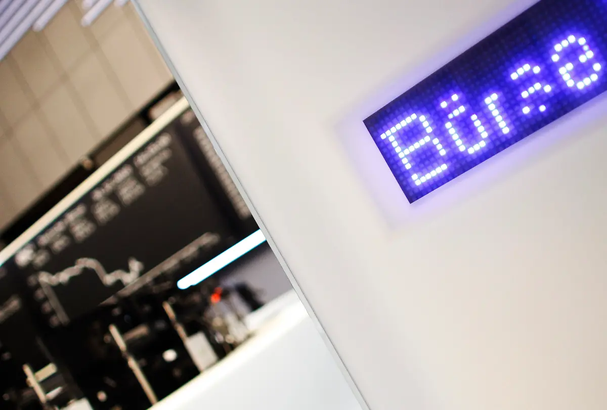 2010-12-30T145026Z-01-AD02-RTRMDNP-3-GERMANY-JPG5964320279868920699