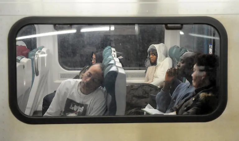 2v952624-jpg7137984293194989797