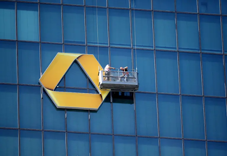 Commerzbank-4