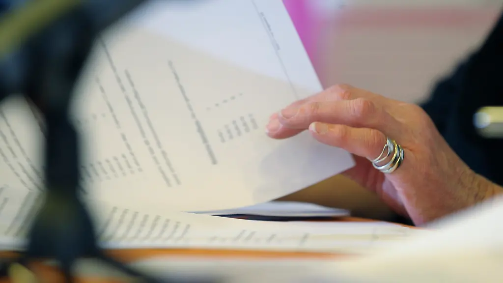 171210HEI115-171210HEI115-jpg2502125357615801806