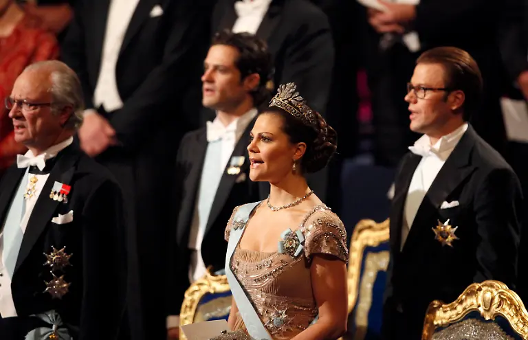2010-12-10T174915Z-01-NOB331-RTRMDNP-3-NOBEL-JPG8206590352632069766