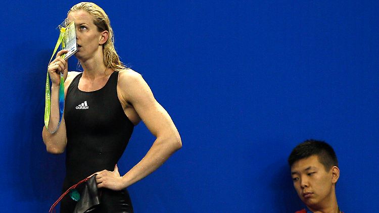 Britta Steffen braucht erstmal Abstand.