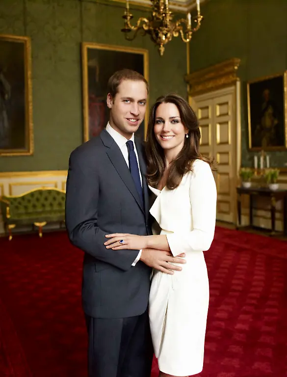 2010-12-12T000215Z-01-CLH101-RTRMDNP-3-BRITAIN-ROYALS-JPG6624504491419789729