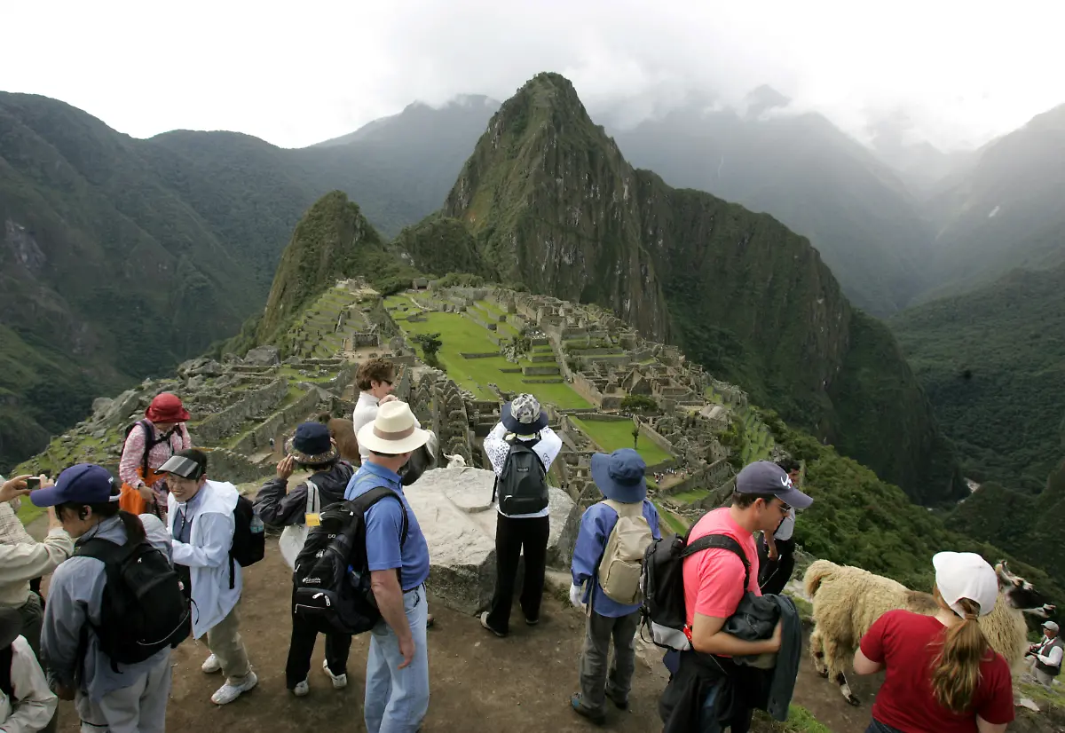 machu-picchu-touristen-1