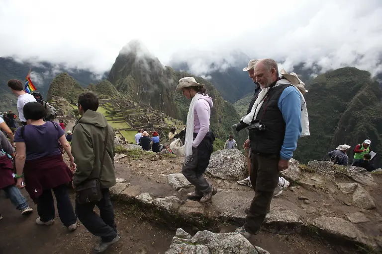 machu-picchu-touristen