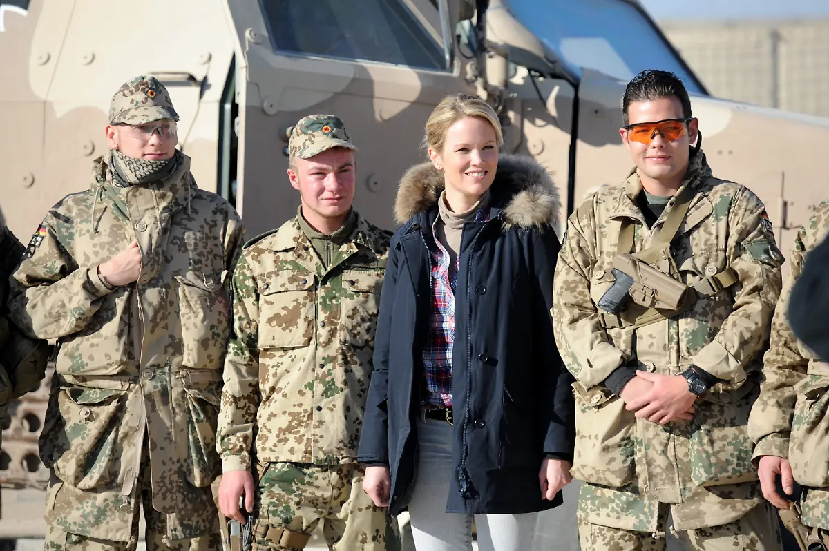 2uzk3548-jpg8976954212577396045