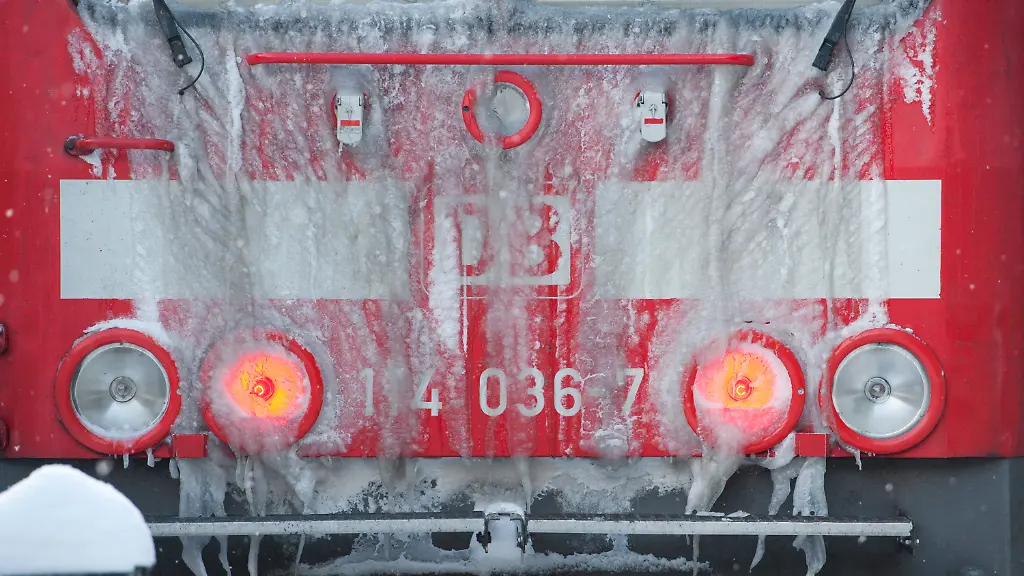 2uxn4639-jpg1339750519930219171