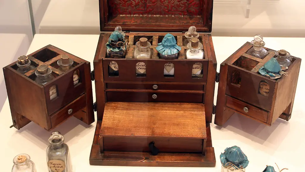 2uwb0051-jpg3433842914763942024