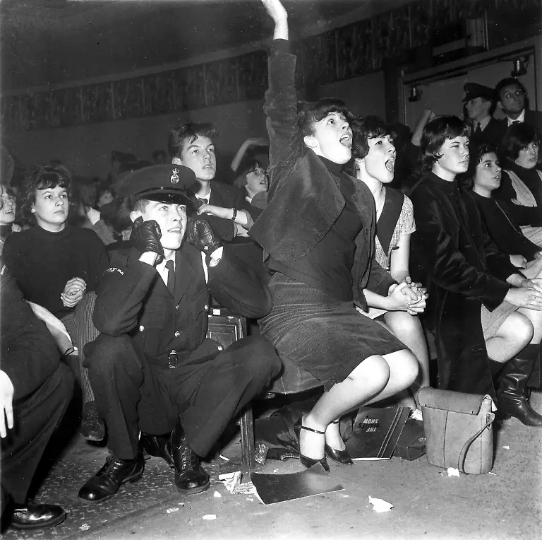 beatlemania-manchester-1963