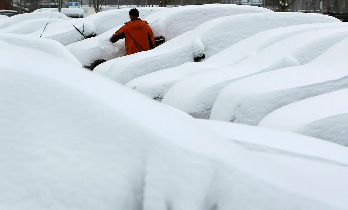 2010-12-02T095153Z-01-REH08-RTRMDNP-3-GERMANY-JPG7209771819566877273