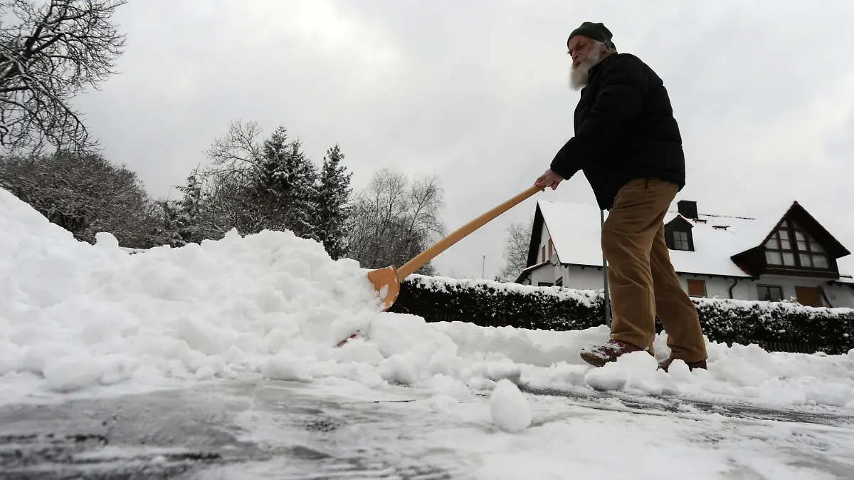 2upq0857-jpg9087740381839443877