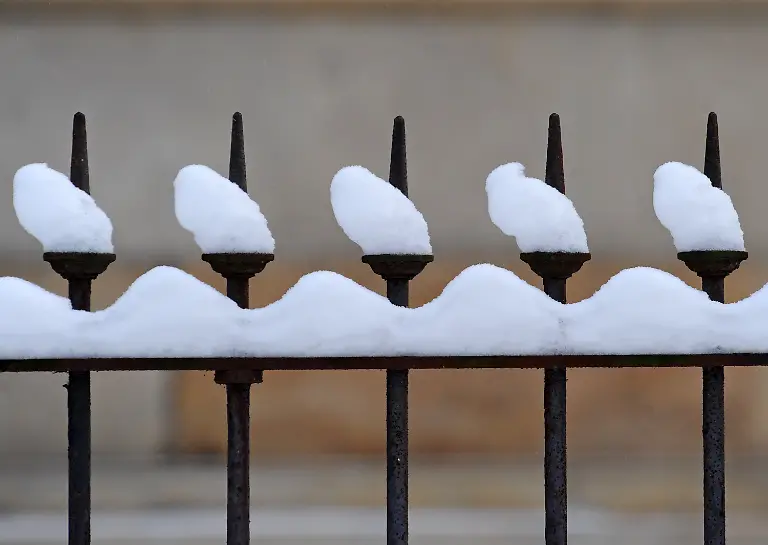 2uqb2359-jpg9076176384402173813