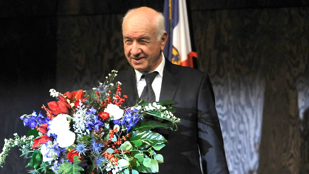 2upv3322-jpg5073033825868429826