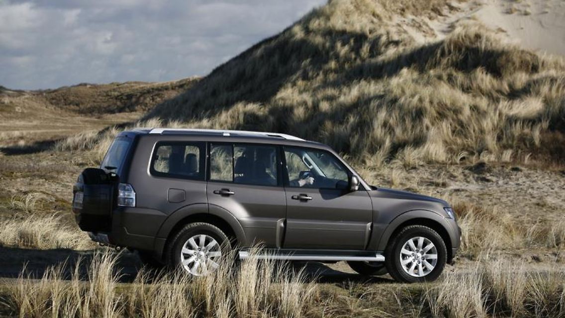 Der Mitsubishi Pajero hat im neuen Modelljahr einen überarbeiteten Turbodieselmotor bekommen.