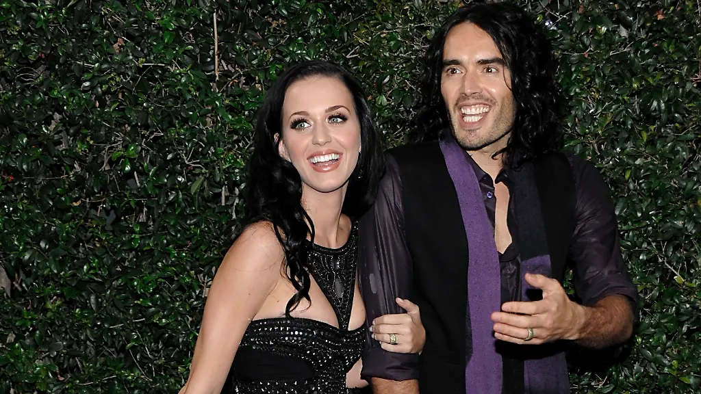 Rolling-Stone-AMA-Party-CADS110-jpg3790004997319409070